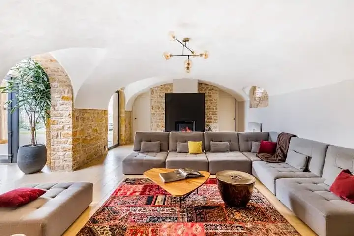 La Demeure du Val — salon lumineux